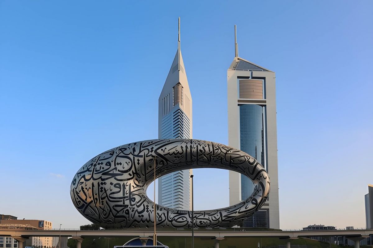 Dubai, Maldives, Kuala Lumpur & Phuket – 15-Night Exotic Escape