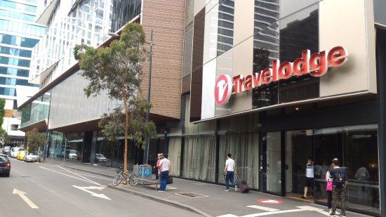 12 nights Across Australia & New Zealand