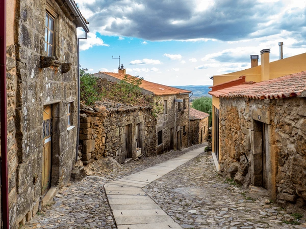 Porto, Douro Valley & Salamanca