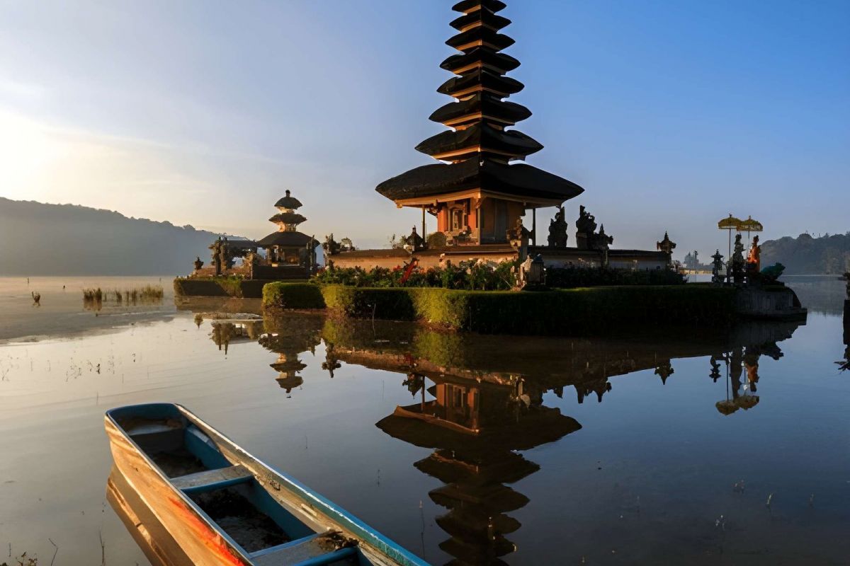 Singapore, Bali & Gili Islands: 9-Night Southeast Asia Adventure