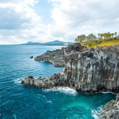 South Korea Adventure: Seoul & Jeju Island Getaway – 7 Nights